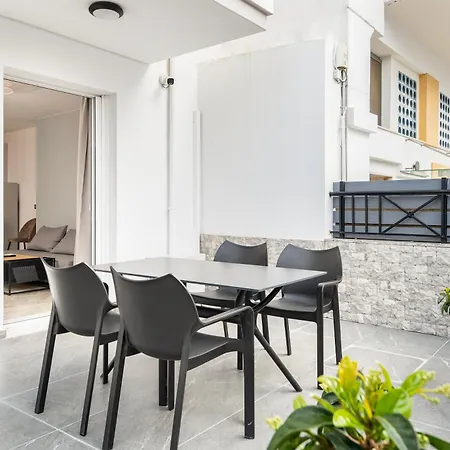 Sea, N' Style La Bella's Port & Retreat Apartment Kos Town