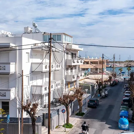 Sea, N' Style La Bella's Port & Retreat *