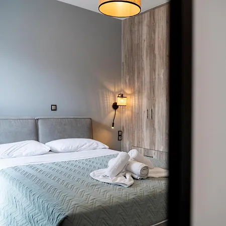 Sea, N' Style La Bella's Port & Retreat Daire *