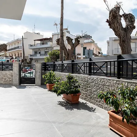 Sea, N' Style La Bella's Port & Retreat Kos Town